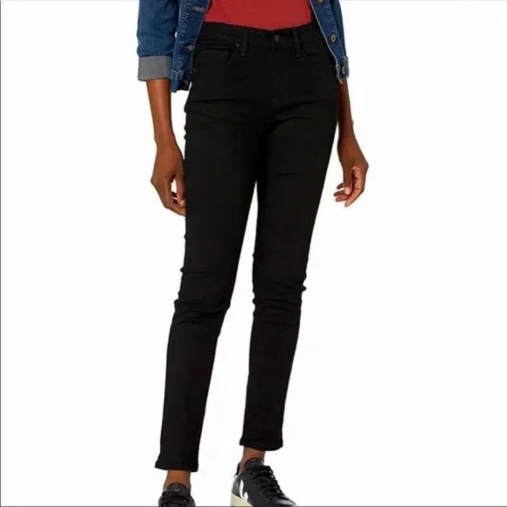 Levi’s Black Classic Mid-Rise Skinny 16